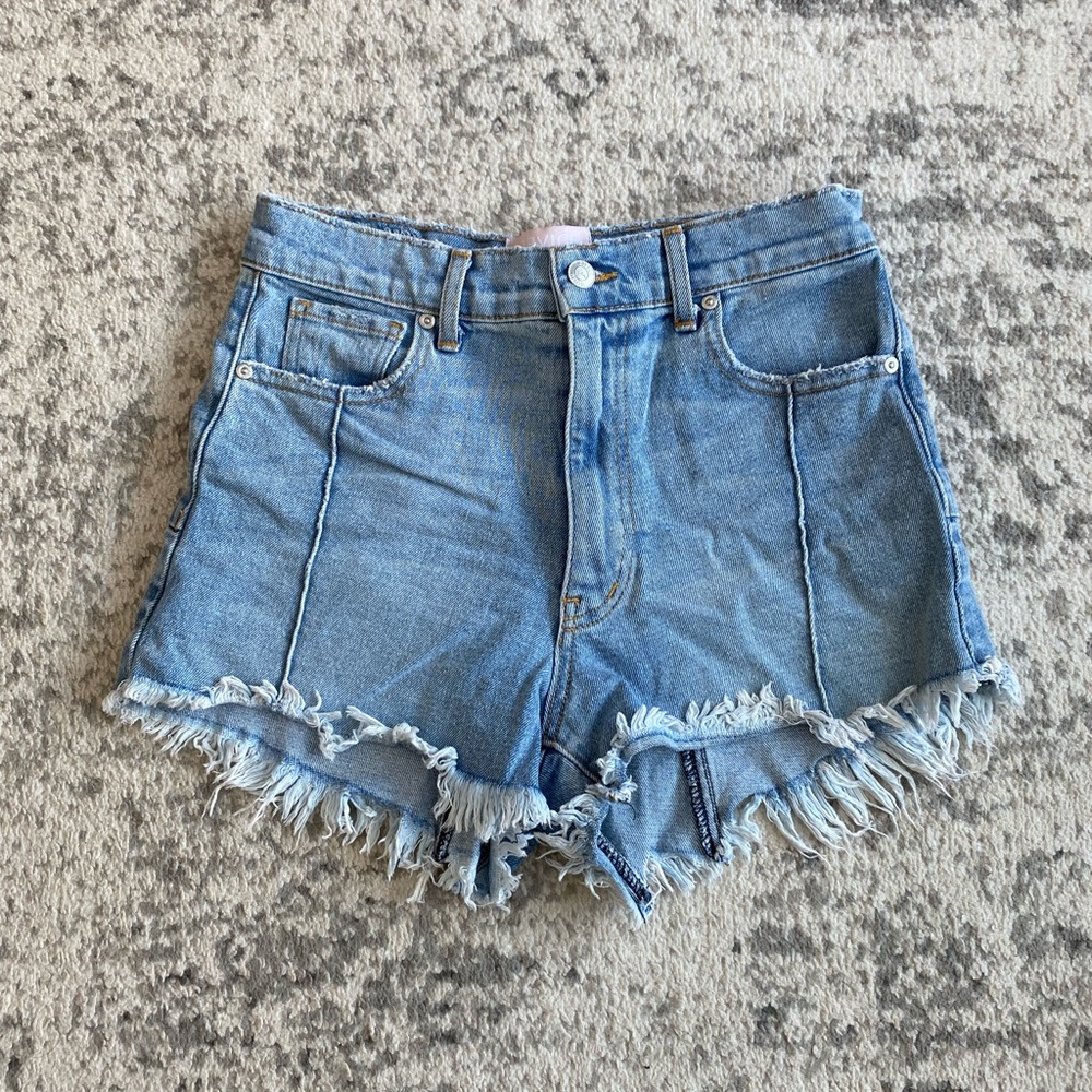 Revice Venus shorts